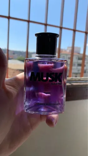 Colônia Musk Desodorante Homem AVON