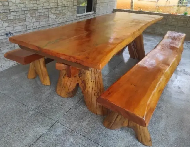 Mesas para área de churrasco em madeira pura