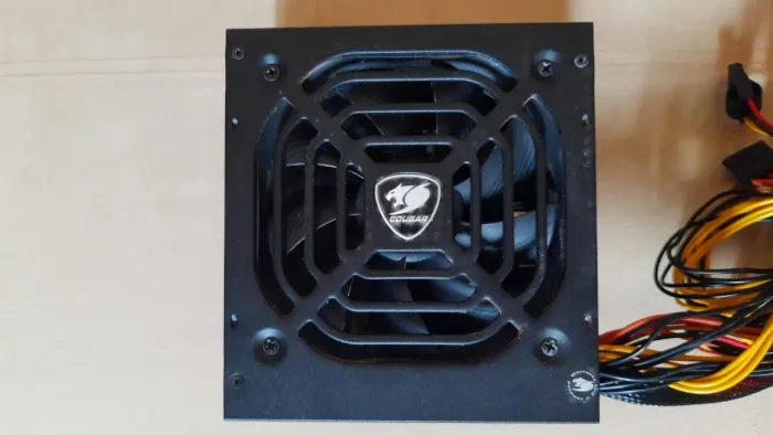 Fonte Atx 500w Cougar Vtk550 80+bronze Cor Preto