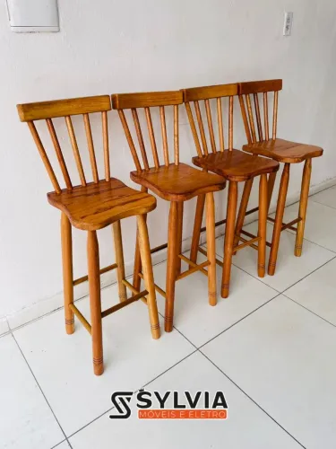 BANQUETAS ANGELIM ASSENTO QUADRADO 