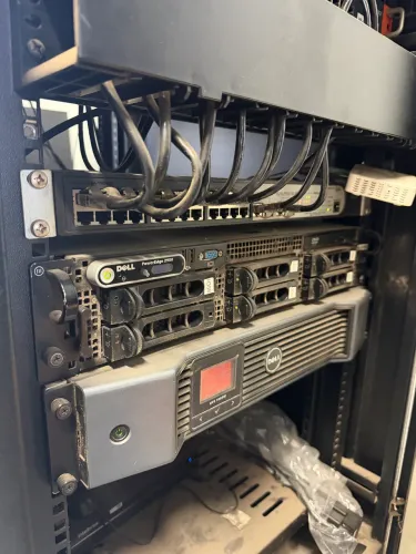 Servidor Dell poweredge 2950