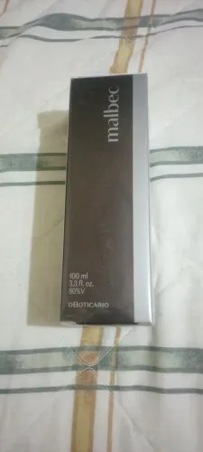 Vendo Perfume Malbec  de 220 por 150 Lacrado