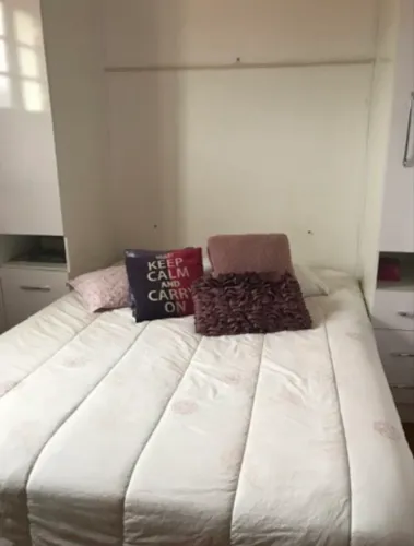 Cama box queen