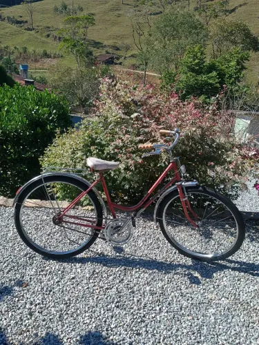 Bicicleta Ipanema aro 26 Vermelha ano 1984