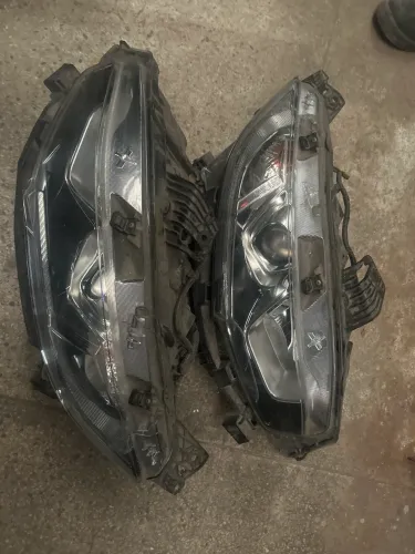 Par de farol de civic g10 21/