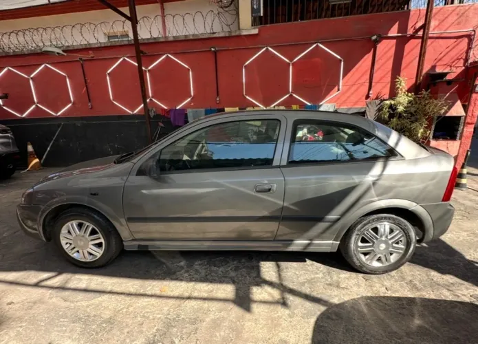 Astra CD 2.0 8V 2P MANUAL