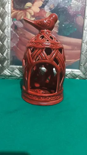 Porta-vela em Cerâmica Vazado com Pássaro - 25 cm x 15 cm<br>