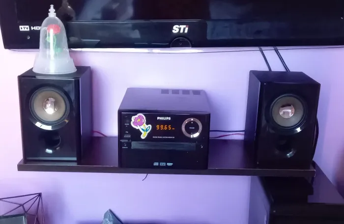 Aparelho de Som - Mini System - CD, USB, Rádio 