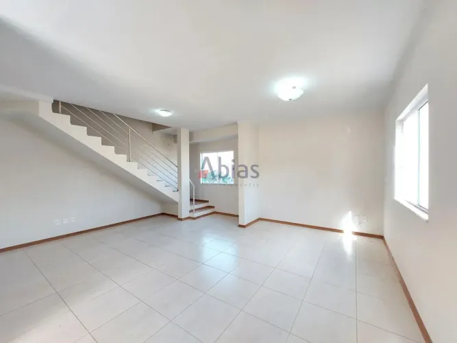 Casa de Condomínio à Venda no Jardim Jockey Clube, São Carlos