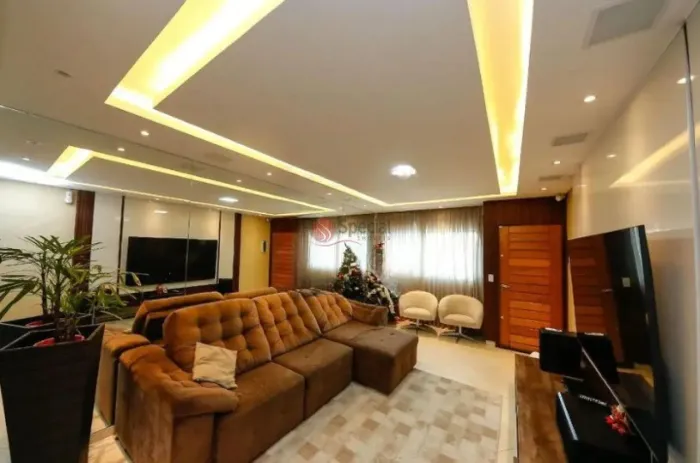 Sobrado para compra na Vila Formosa.