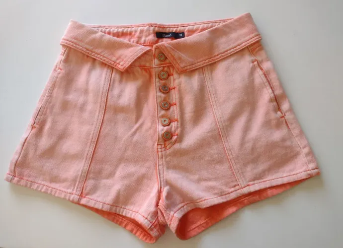 Short mamo feminino com botões