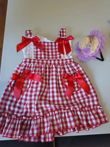Vestido Xadrez Vermelho com Tiara de cabelo