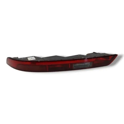 Refletor Lanterna Parachoque Traseiro Esquerdo Audi Q5 2022 Esquerdo/motorista Vermelha