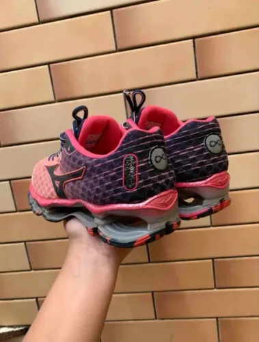MIZUNO PRO 4