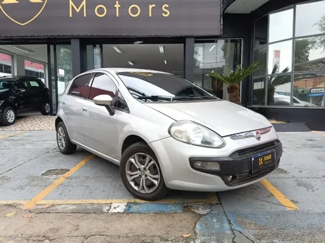 Fiat Punto Attractive 1.4 Fire Flex 8V 5P 2013