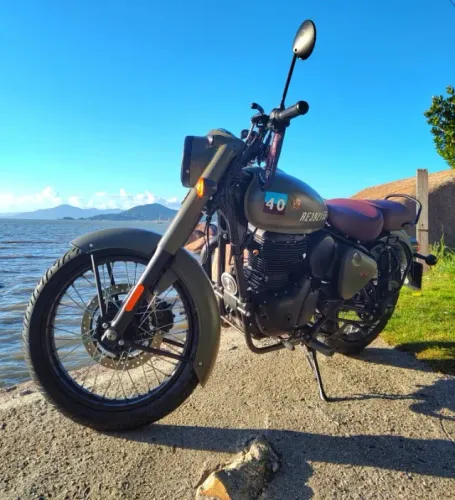 Royal Enfild - Clasic Cinza - 350cc - Reliquia - Nunca rodou na chuva.