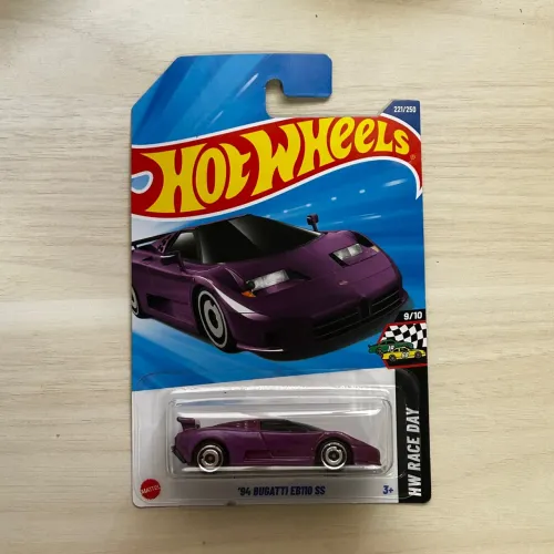 Miniatura Bugatti EB110 SS HotWheels