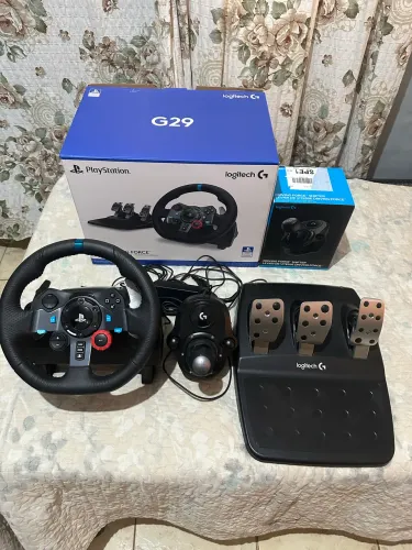 Volante G29 + câmbio logitech