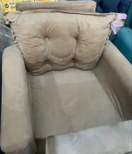 Poltrona Verona - Design Elegante, Quadrada e Super Confortável