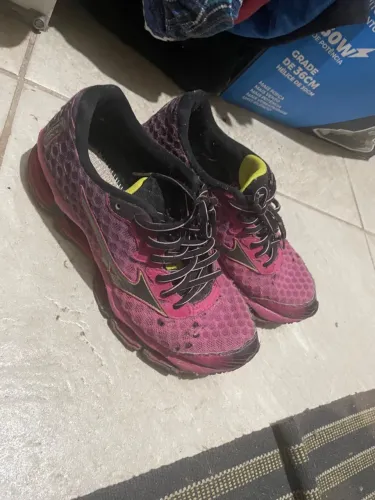 Tênis Mizuno pro 4