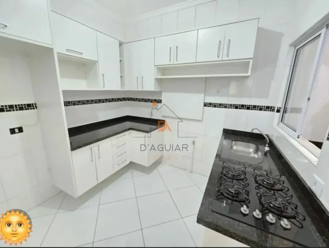 Casa de condomínio para alugar na Vila Mazzei com 123 m² e 3 dormitórios/quartos.