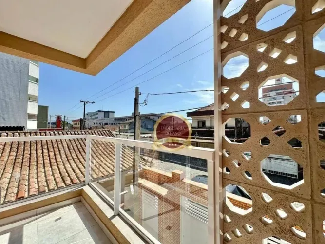 Triplex novo em condomínio fechado na Vila Guilhermina Praia Grande/SP