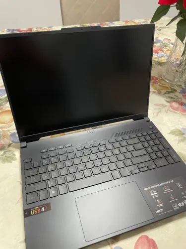 ASUS TUF A16 GAMER Ryzen 7 + RX 7700S | 16GB DDR5 | NOVO!