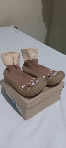 Meia com sola cano alto