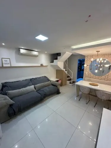 Casa em Condomínio à Venda em Vargem Grande, Rio de Janeiro-RJ 3 Quartos, 2 Suítes e Área 
