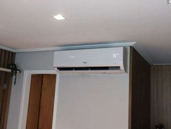 Manutenção e instalação de ar condicionado