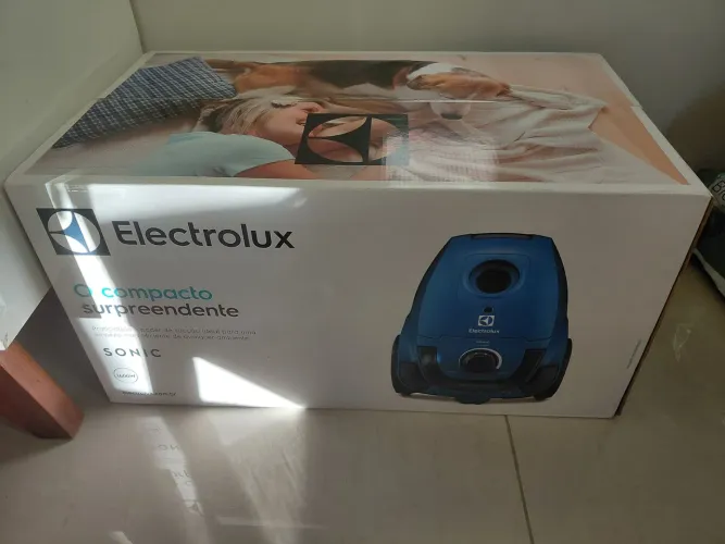 Aspirador de pó Electrolux SONIC. Novo
