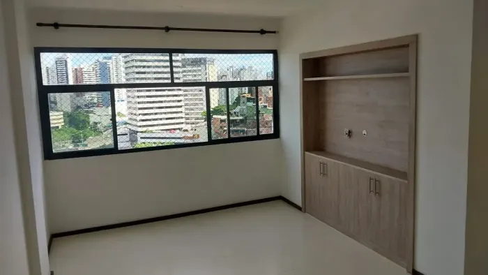Imóvel para aluguel tem 110 metros quadrados com 4 quartos em Brotas - Salvador - BA