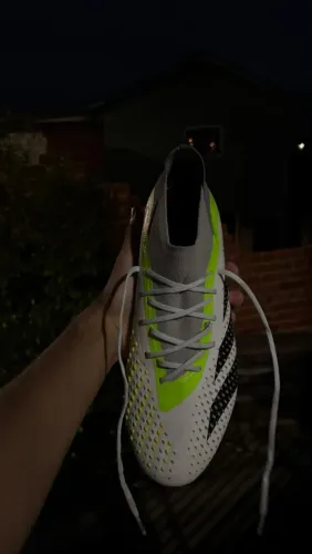 Chuteira Adidas Campo