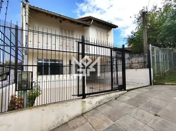 Casa para aluguel em Porto Alegre (Medianeira) 2 quartos, 4 vagas, 150 m²