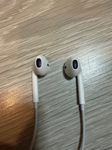Fone de ouvido Apple Original com conector Lightning