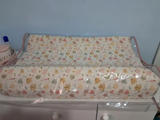 Kit Ninho redutor, trocador e almofada amamentação