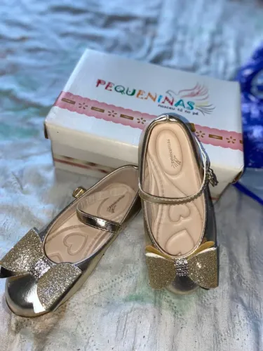 Sapatilha e vestido