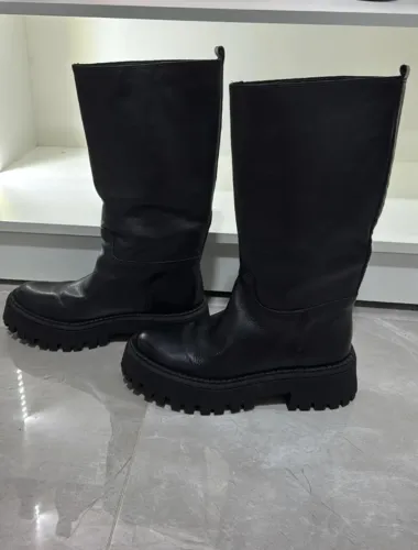 BOTA TRATORADA AREZZO TAMANHO 34 (GRANDE) 