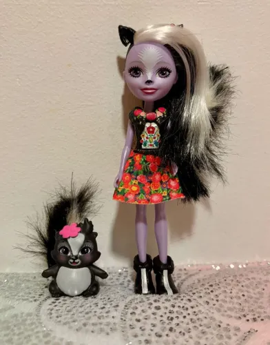 Bonecas Enchantimals