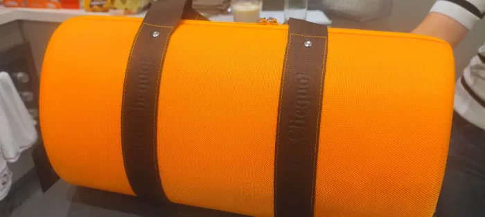 Bolsa Térmica Champanhe Veuve Clicquo