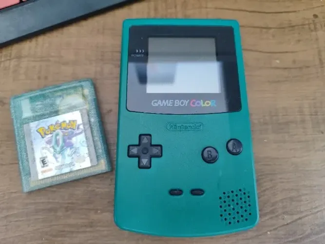 Game Boy Color com Pokémon Crystal original