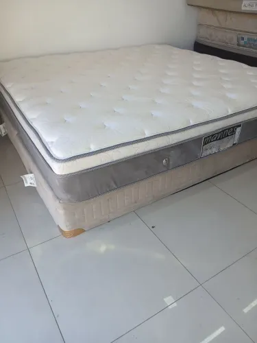 Linda cama box e colchao king size ( evolution manes pocket ) ( $$ 1.500 ) *