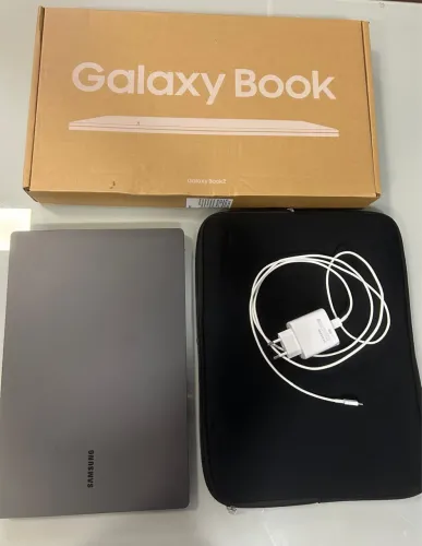 Notebook Samsung Galaxy Book2 Intel i3
