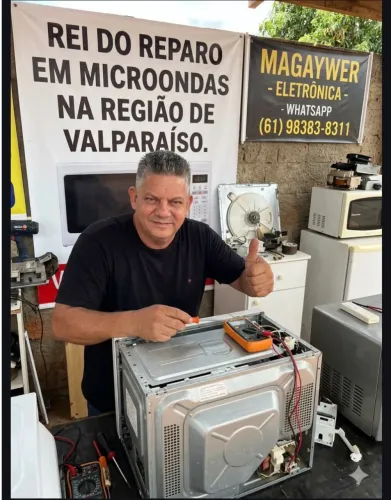 Microondas com defeito e com garantia 