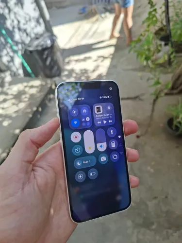 IPHONE 16E