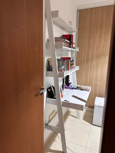 Estante Tok stok semi nova