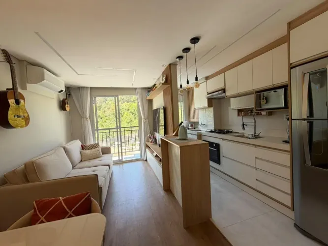 Apartamento com 2 dormitórios à venda, 48 m² por R$ 397.000,00 - Vila Ieiri - Várzea Pauli