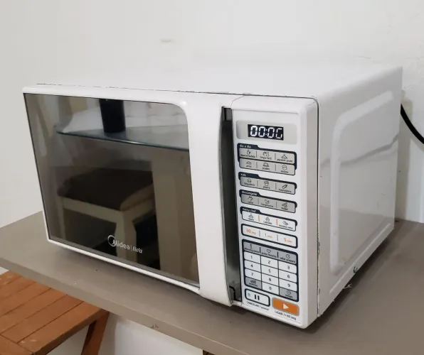 Microondas Espelhado Midea 20L (ENTREGO)