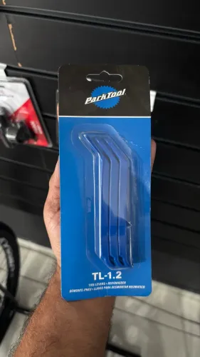 Espátula para tirar pneu de bike