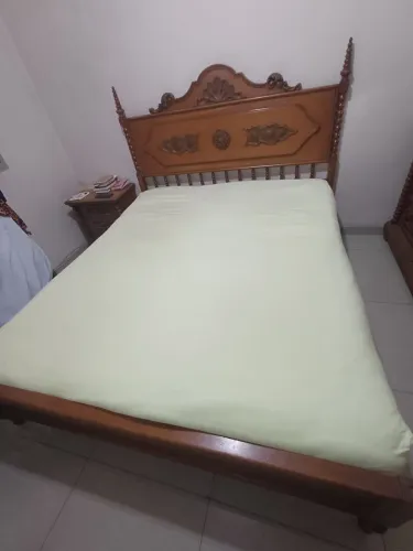 Conjunto Quarto King Madeira Maciça Cerejeira - Estilo Colonial